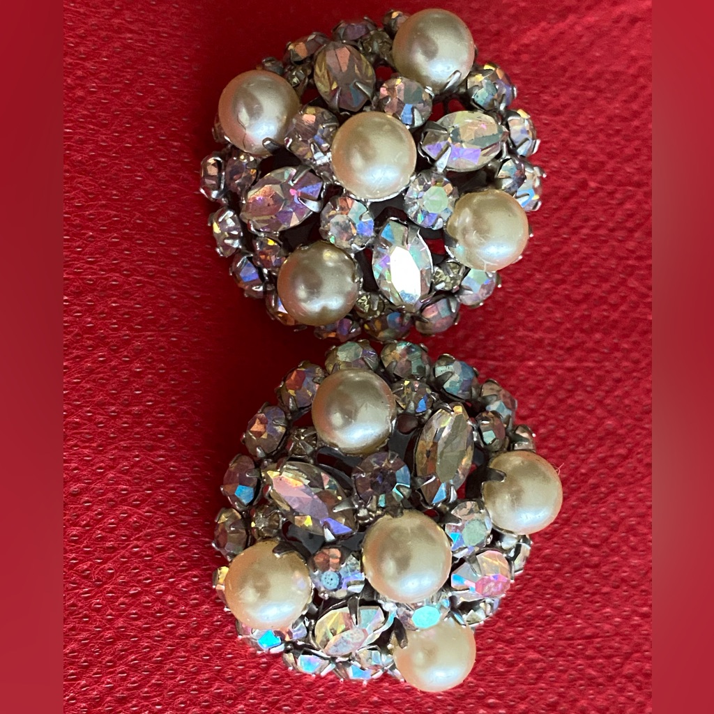 Vintage Marvella Faux Pearl And Rhinestones Earrings 45$